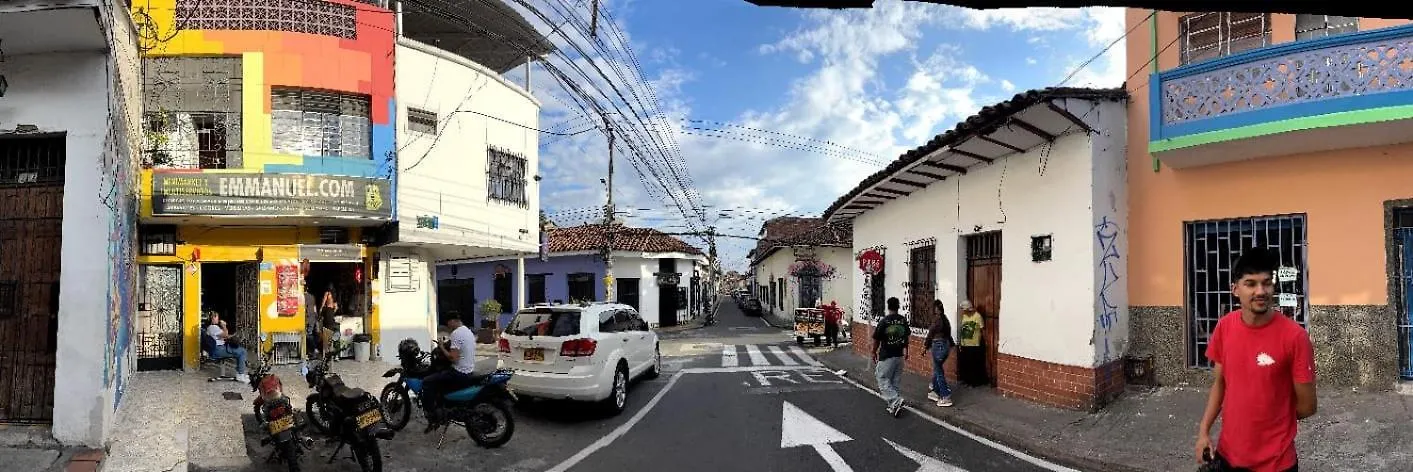 Homestay Turpial Inn Cali Colombia